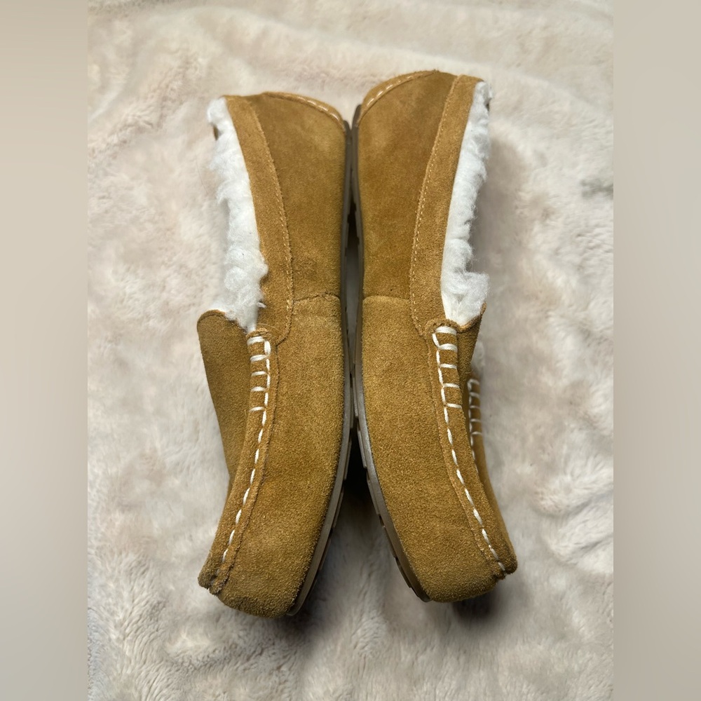 Ugg slipper shoe Womens Size 7 - Picture 2 of 5